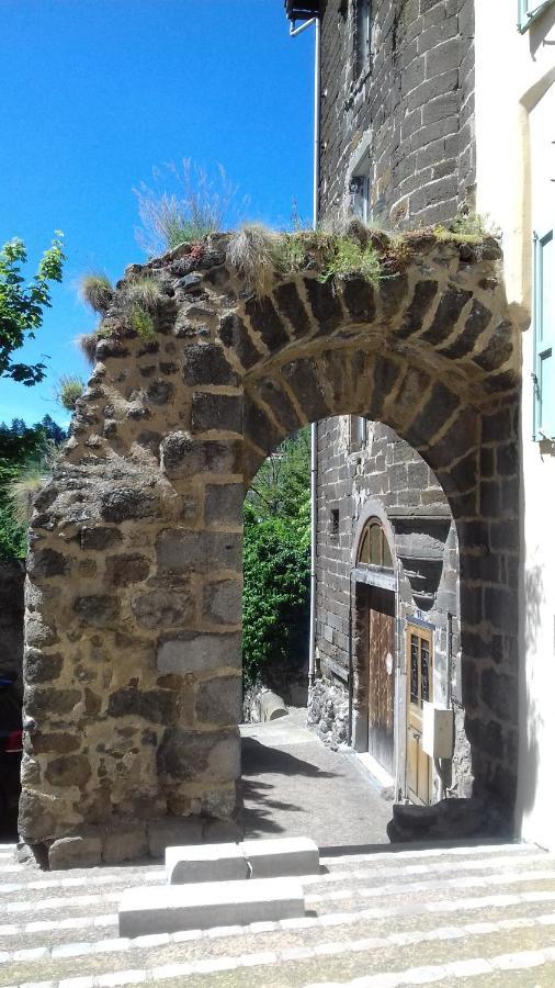 Le Petit St Clair Apartment Le Puy-en-Velay Exterior photo